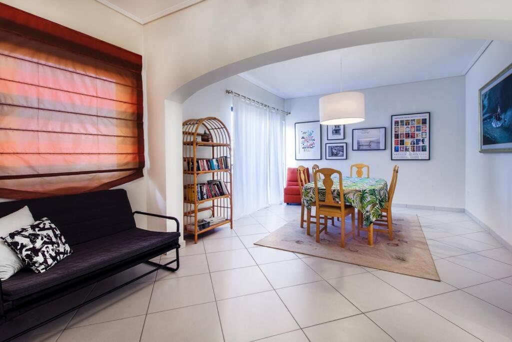 Spacious Apartment In Glyfada Close To The Sea Athena Bagian luar foto